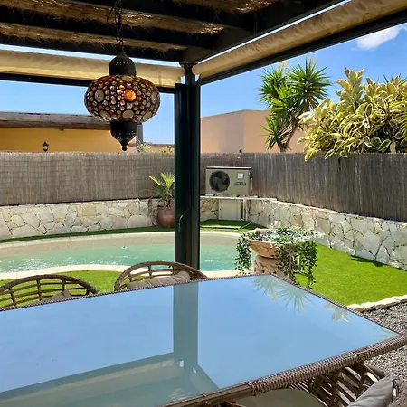 Casa Rosalia קורלחו